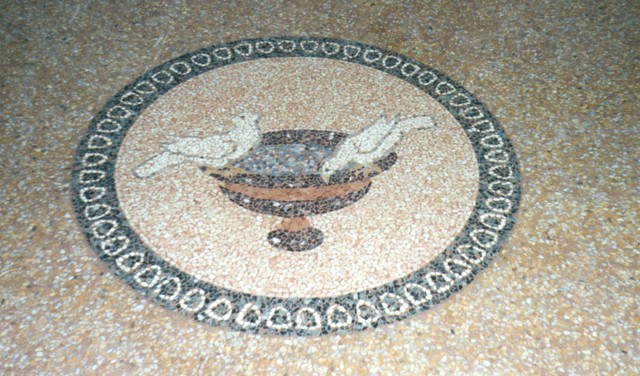 Levigatura-e-semilucidatura-pavimenta-in-veneziana-presso-l--albergo-Giulia-sito-a-Sabbioneta2